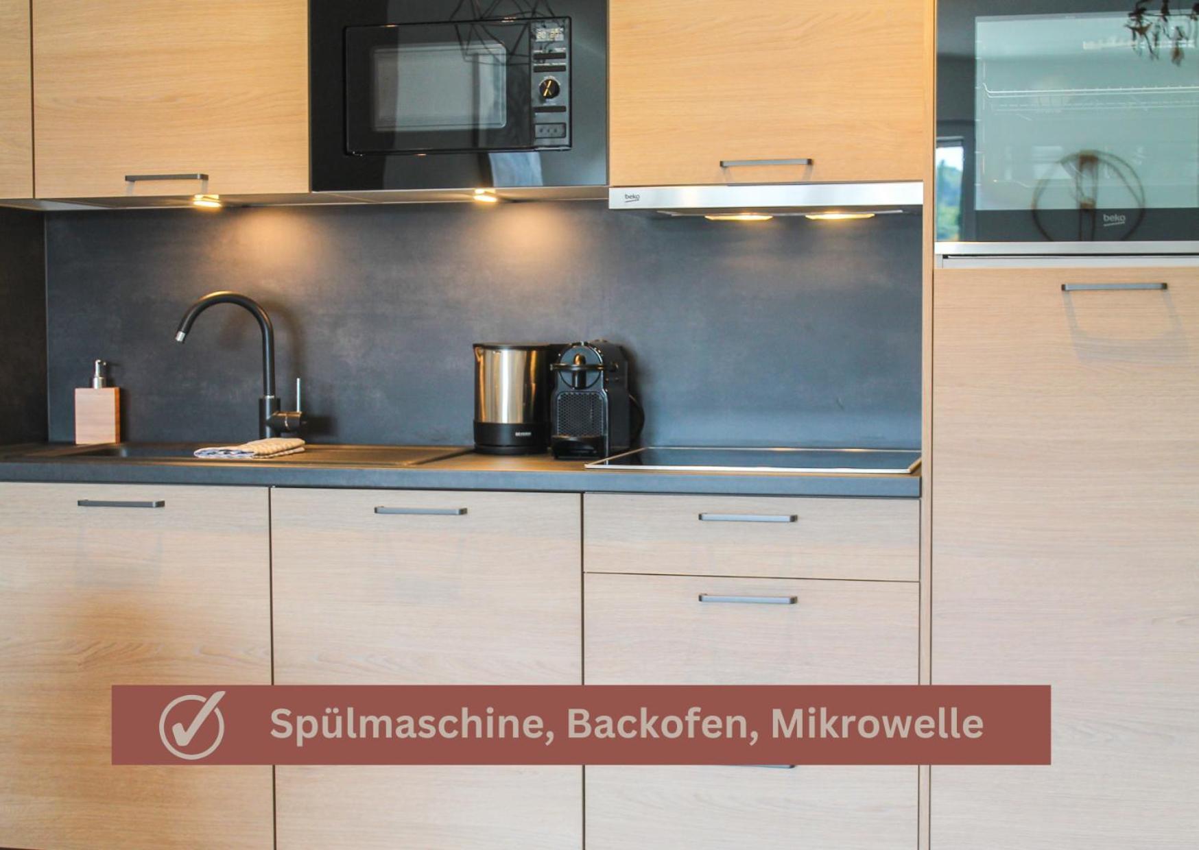 African-Style Apartment - Stadtnah, Parkplatz, E-Ladestation Fuer Auto & Fahrraeder, Gitterbox Fuer Fahrraeder, Fitnessstudio Koblenz  Luaran gambar